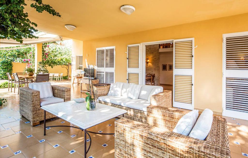 Agradable Villa Junto Al Mar Con Piscina Сагунто Экстерьер фото